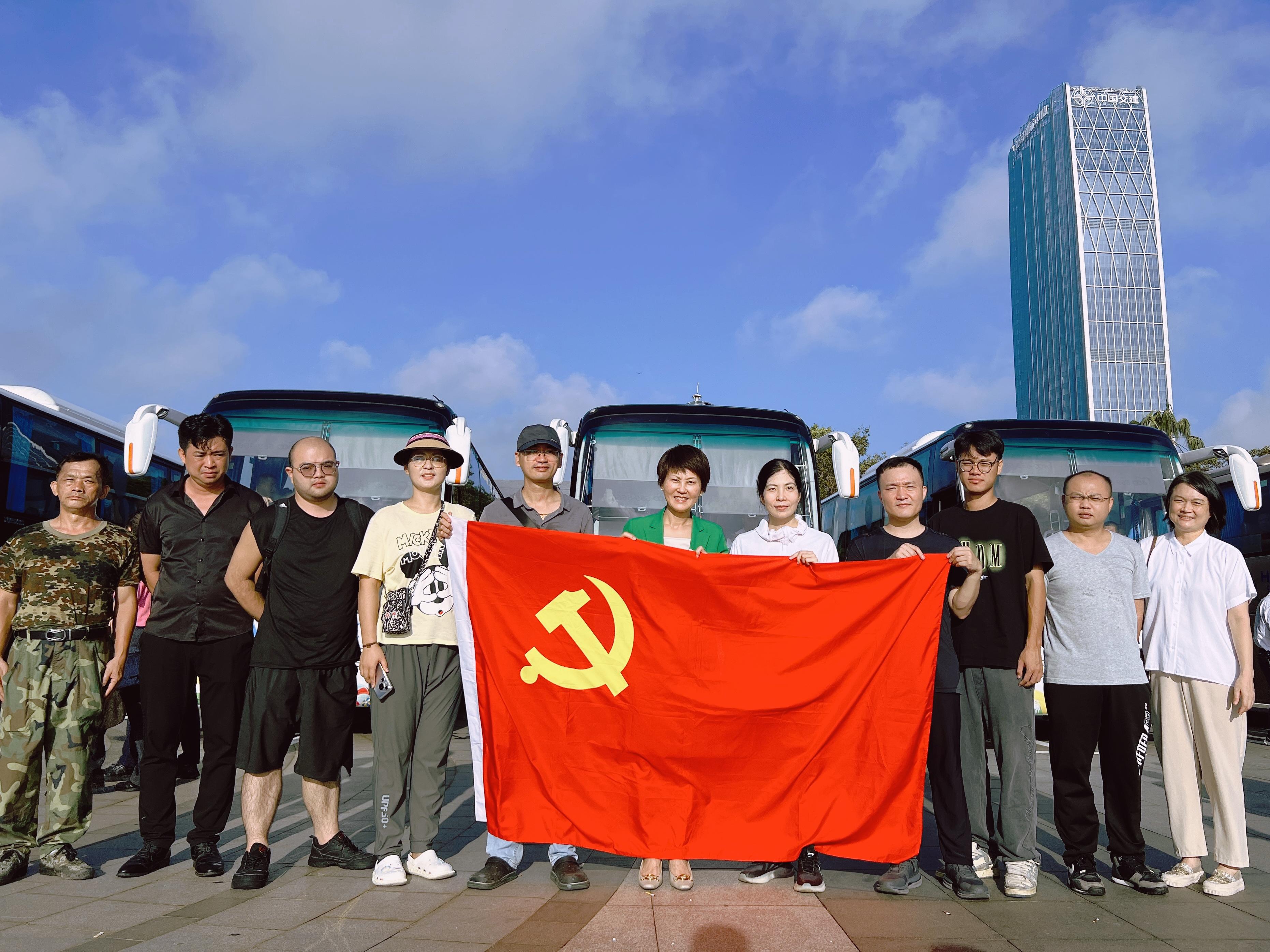 風過人圓，情留民樂——省婦聯支援災后重建志愿服務隊工作紀實